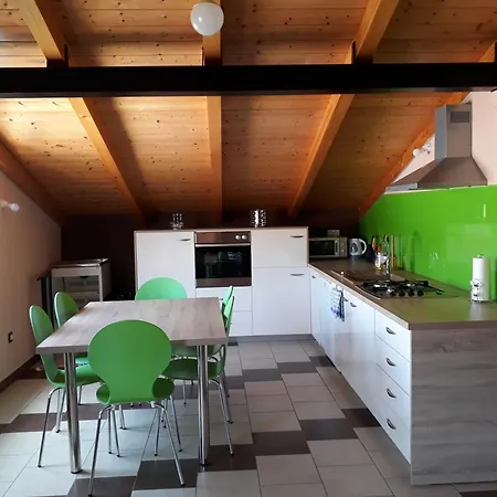 Relax & Calm Apartment Pula